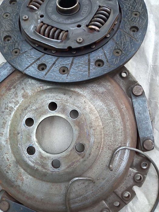 Kit ambreiaj OEM, TAMPON cutie OEM, ULEI OEM VAG (5 LITRI)+ Injectoare