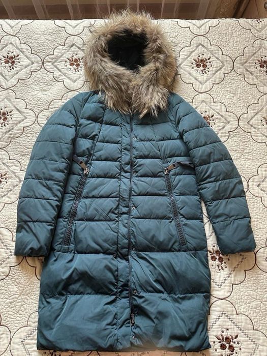 Шуба и зимние куртки.