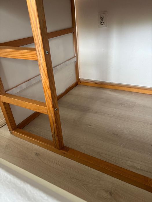 Pat reversibil  Kura  de la Ikea