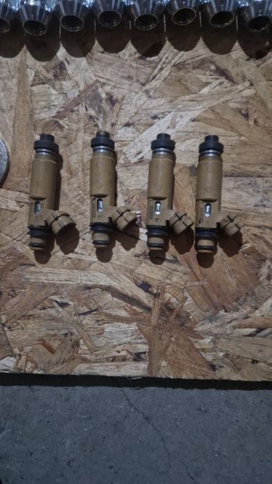 Запчасти на Тойоту