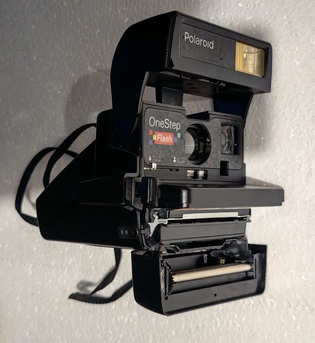 Polaroid One Step Flash aparat foto retro de colecție