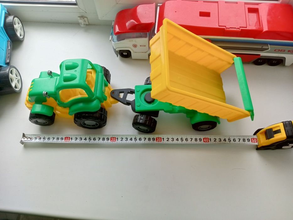 Продам игрушки для мальчиков