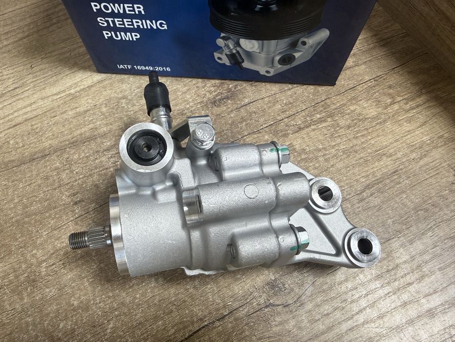 Гур насос TOYOTA 3UZ-FE / 2UZ-FE
