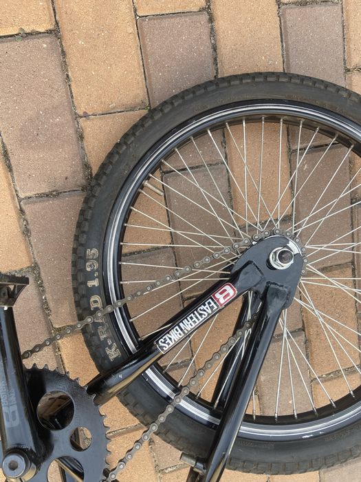 Bicicleta BMX pentru copii