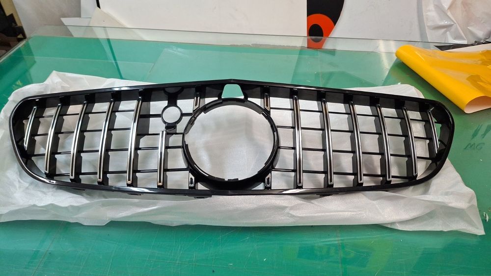 Предна решетка gt за мерцедес s s63 coupe w217e