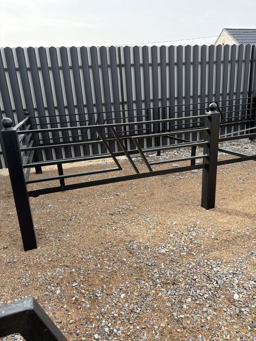 Продам топчан новый