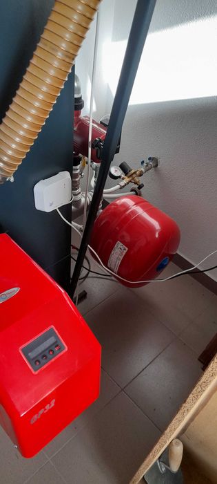 пелетен котел пелетерм производство гр.хасково 30кв,със самопочистваща се горелка,