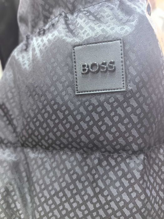 Мъжко зимно ЯКЕ на BOSS