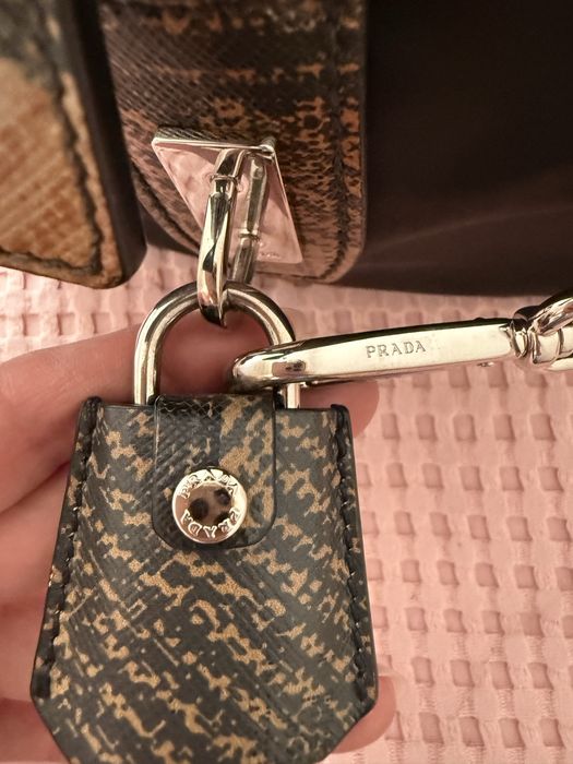 Дамска чанта PRADA