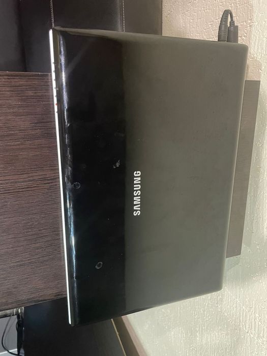 Ноутбук Samsung core i3