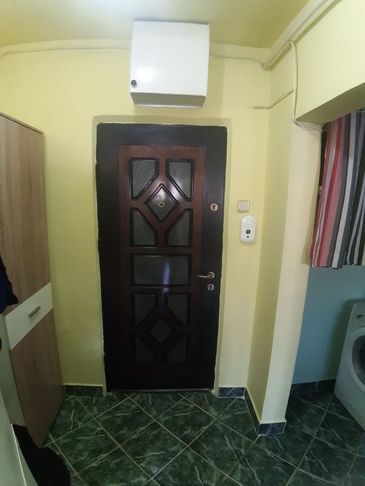 Garsoniera de închiriat