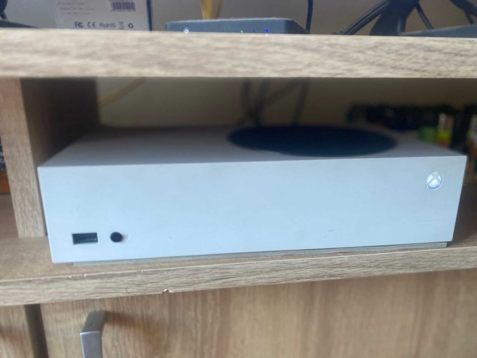 конзола Xbox series S