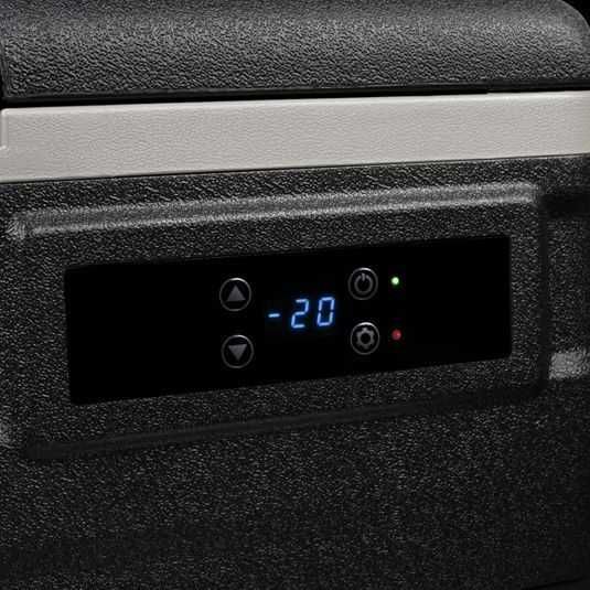 Vând lada frigorifica Steamy-E Single Zone Roller Black 55L nouă, în ambalajul original.