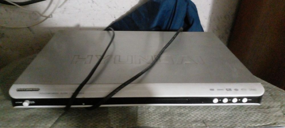 DVD плеер в рабочем состоянии