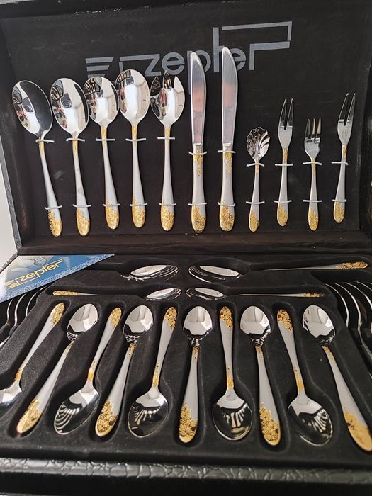 Столовые приборы