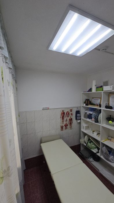 Сдам место для мастера маникюра