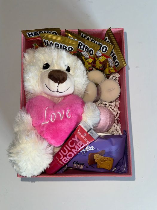 Coșuri cadou Valentine / aniversare