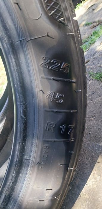 Продавам комплект 4 броя Летни гуми  225 45 R17 марка Kleber Dot 0423 6mm