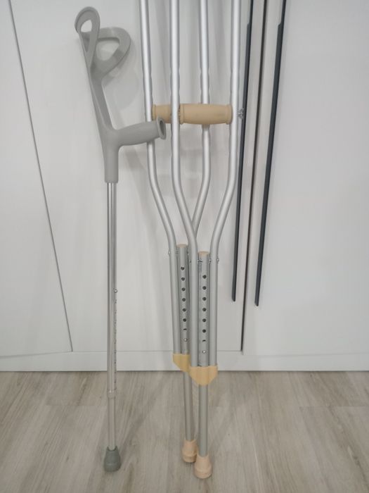 Продам костыль тростик