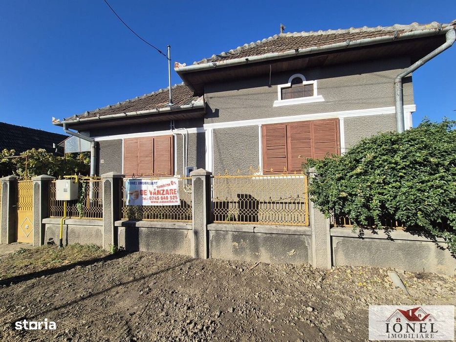 Vanzare casa in Teius