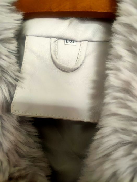 Vesta îmblănită pt dama mărimea L