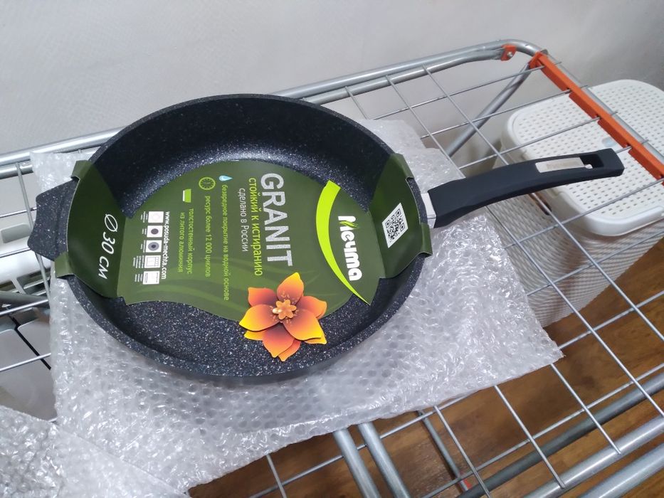 Сковорода новая.