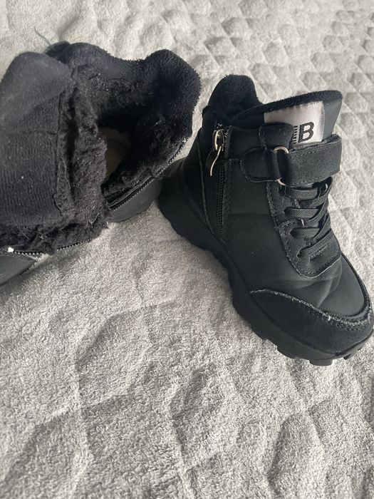 Продам ботиночки на мальчика