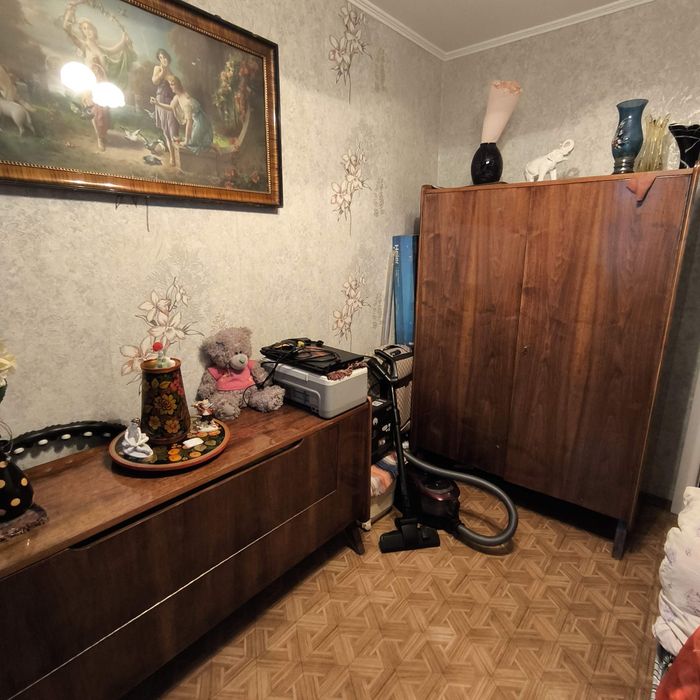 Сервант, шкаф и тумба