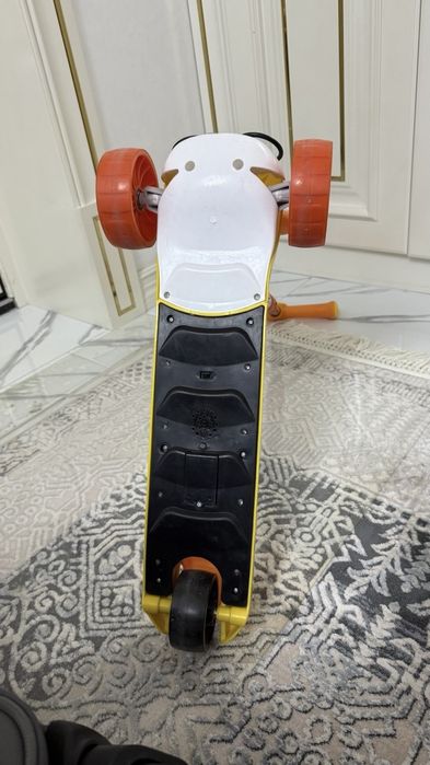 Самокат гарантия  есть