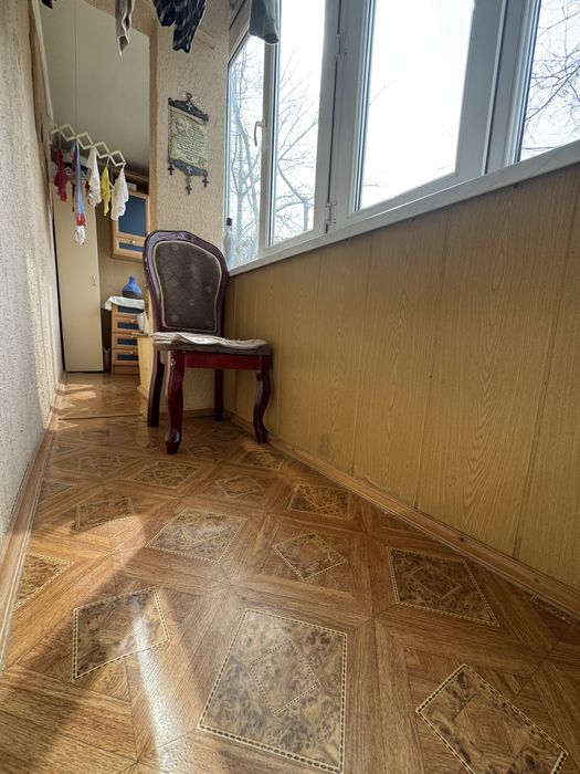 5 комн кв 4 мкр 2 этаж