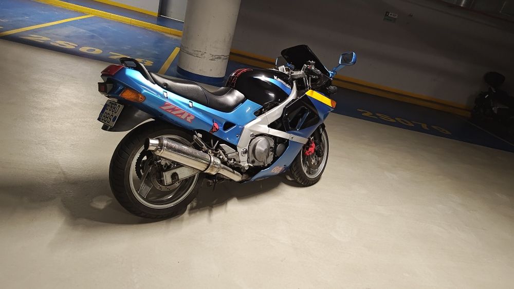 Vand Kawasaki ZZR 600D reconditionat
