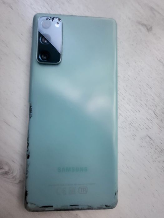 Samsung   s20 фе
