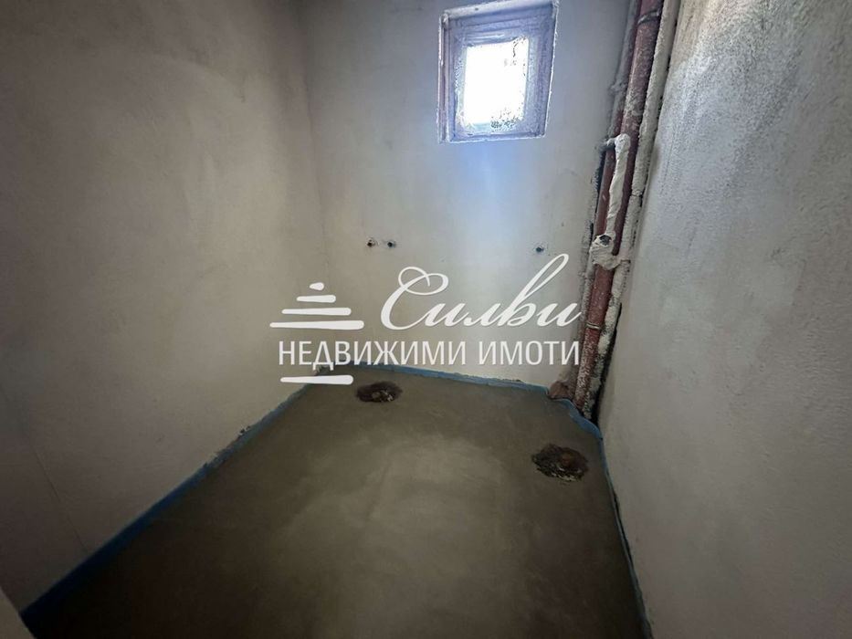 Продава се Тристаен апартамент в Търговище, Център - 114 кв.м за 1185 €/кв.м - Снимка #7