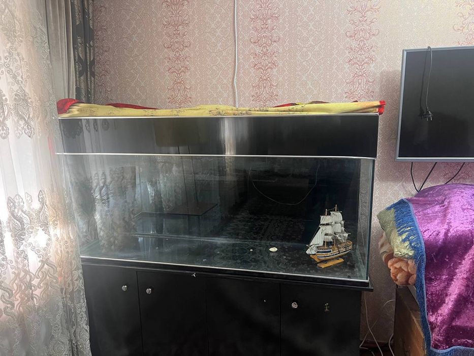 Аквариум сотилади срочно