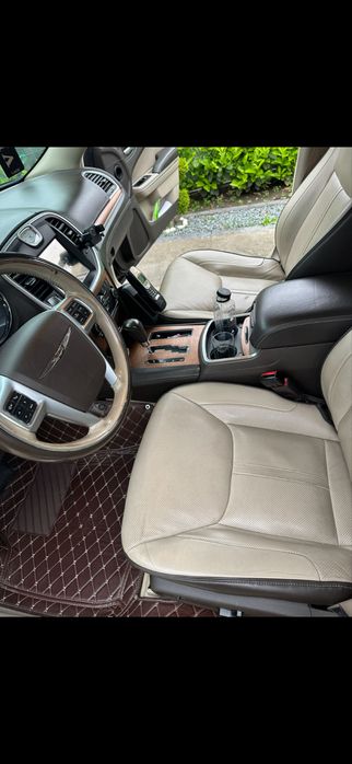 Chrysler 300c 3.0 diesel an 2013 nu lancia thema !!!