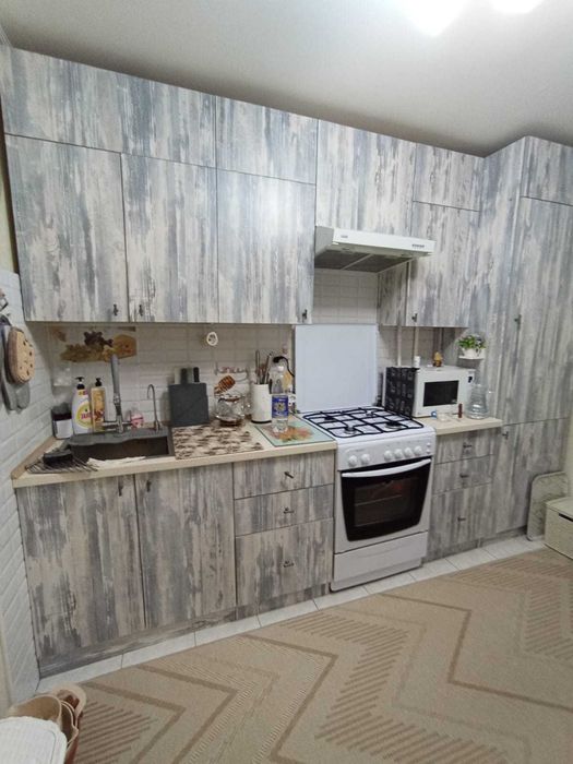 Продам 3комн кв 8мкр