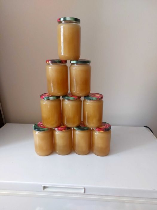 Акациев мед  7€ за Буркан
