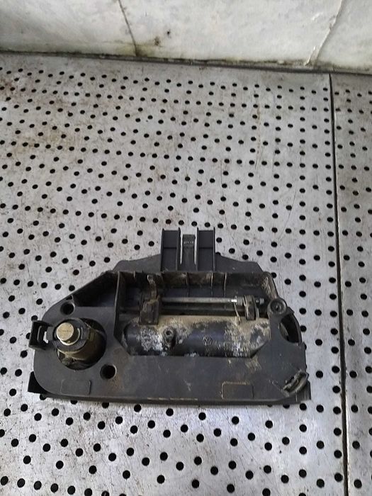 Maner usa stanga fata vw caddy 3 2k 2c 6n0827565