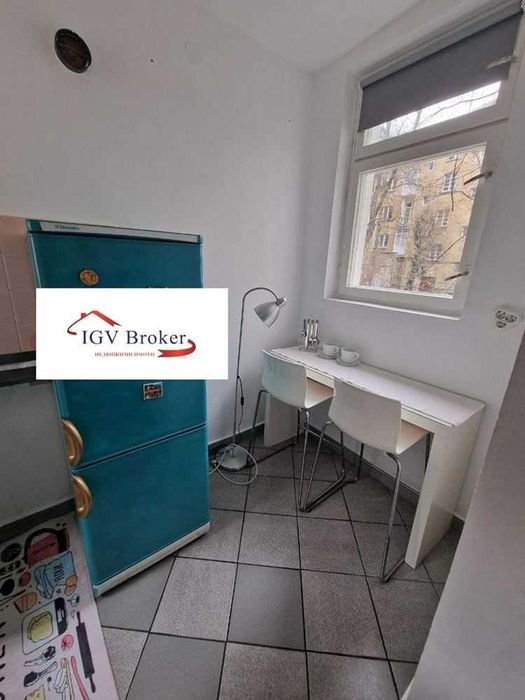 Дава се под наем Двустаен апартамент в София, Център - 65 кв.м за 687.99 € - Снимка #3