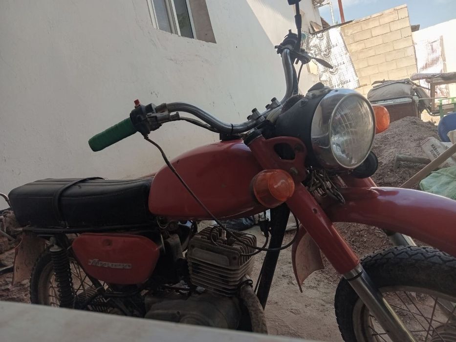 Motasikl sotiladi kelishilgan narxlarda