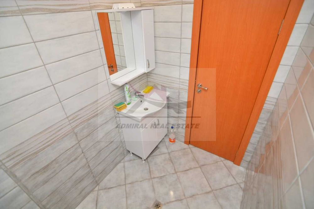 Дава се под наем Двустаен апартамент в Варна, Левски - 100 кв.м за 630 € - Снимка #6