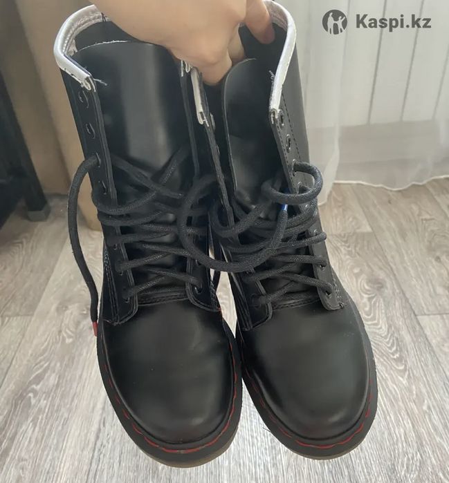ботинки Dr. Martins