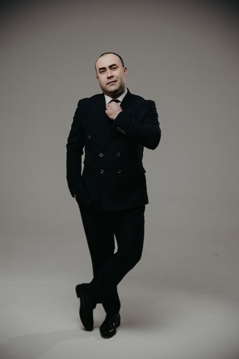 Ведущий тамада на праздник