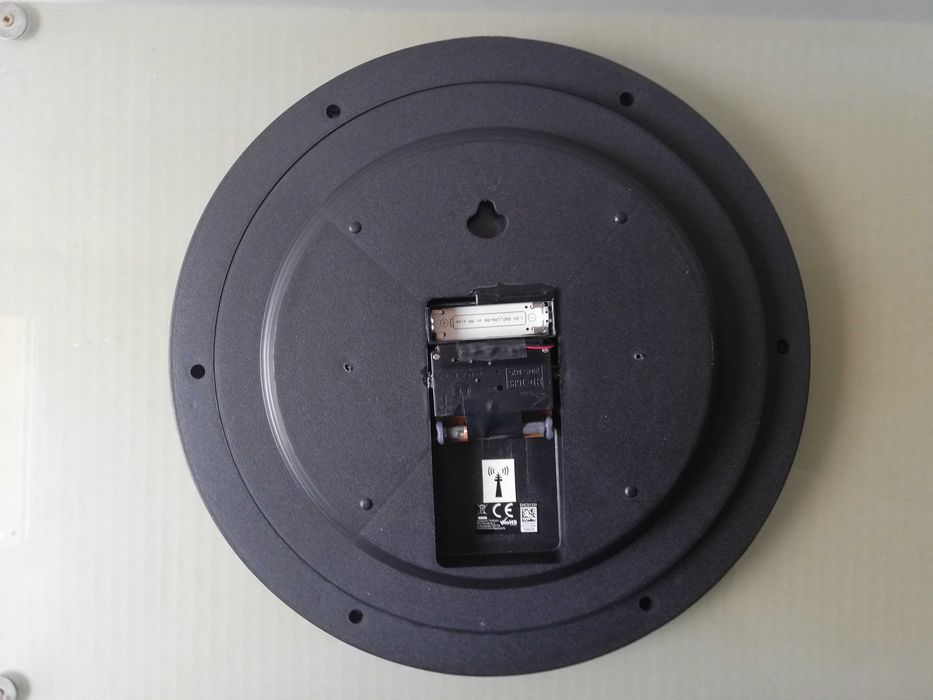 Ceas de perete cu radio control, 30 cm,interior-exterior, f. silentios