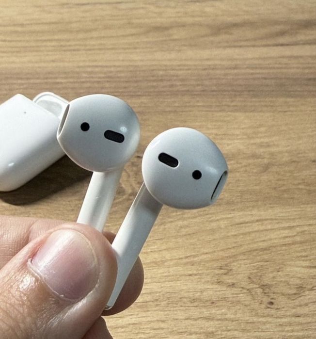 Airpods 2  оригинальные