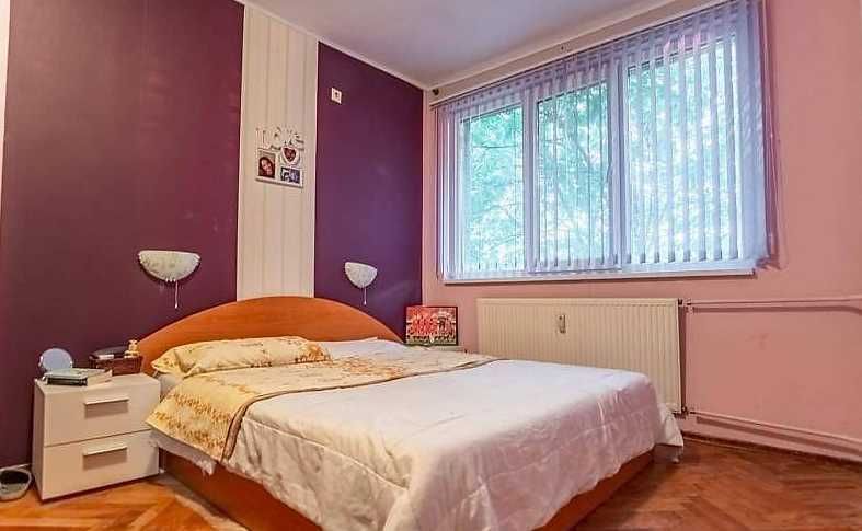 Дава се под наем Двустаен апартамент в Бургас, Зорница - 60 кв.м за 180 € - Снимка #2