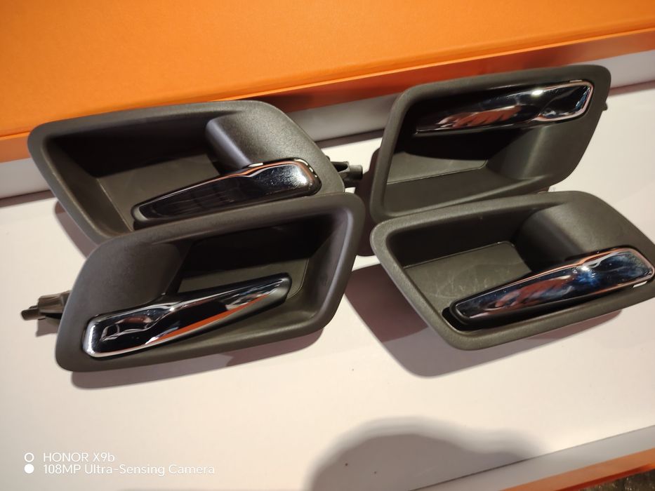 Продам ручки дверей Кобольт