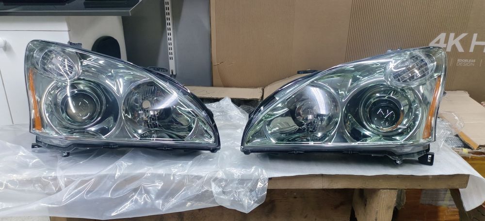 Продам фары на lexus