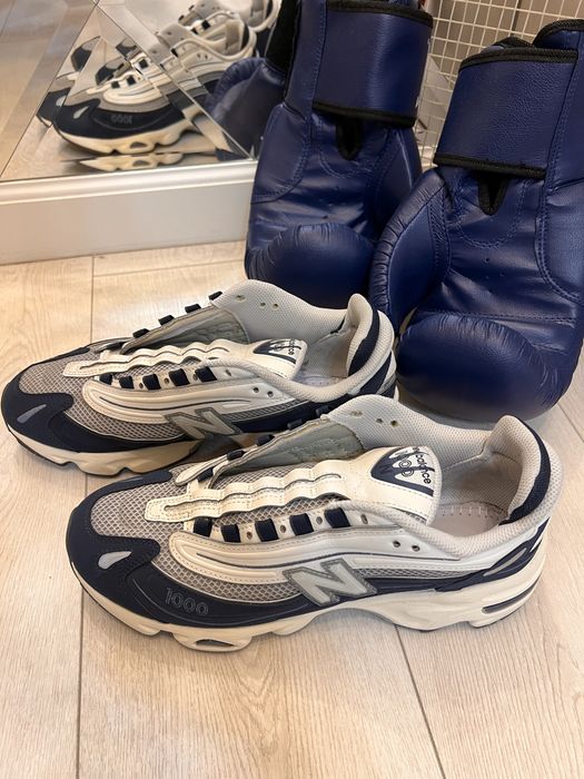 Продам кроссовки New Balance 1000