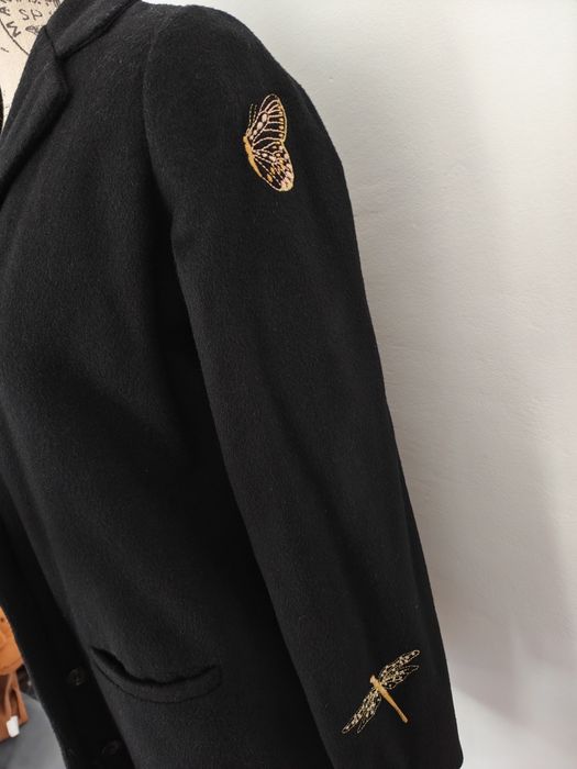 Palton cu broderii